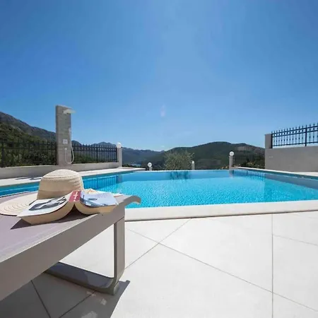 Buena Vista * Pobrezje